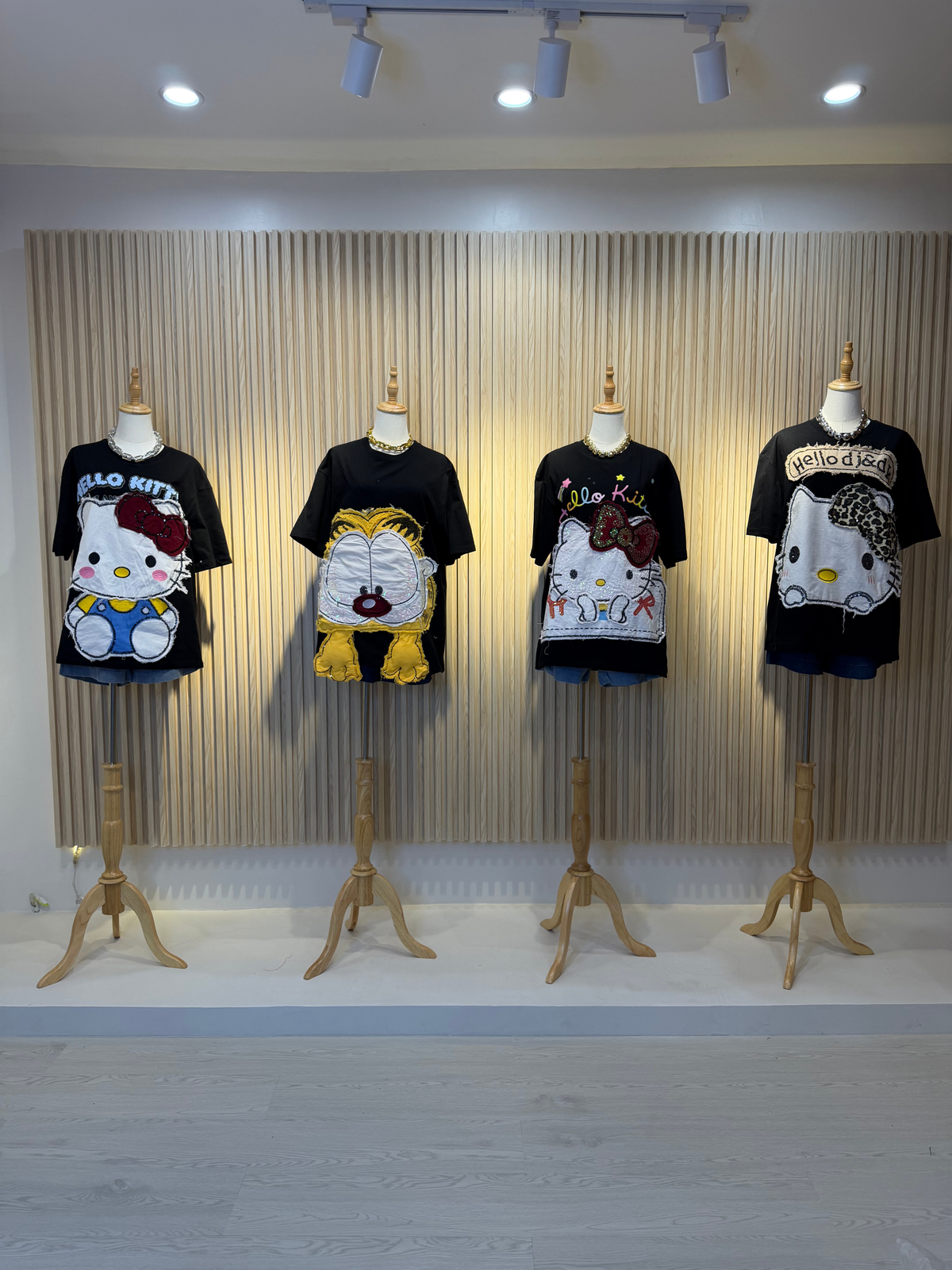 Friday Studio Collection - Oversized Graphic Tee