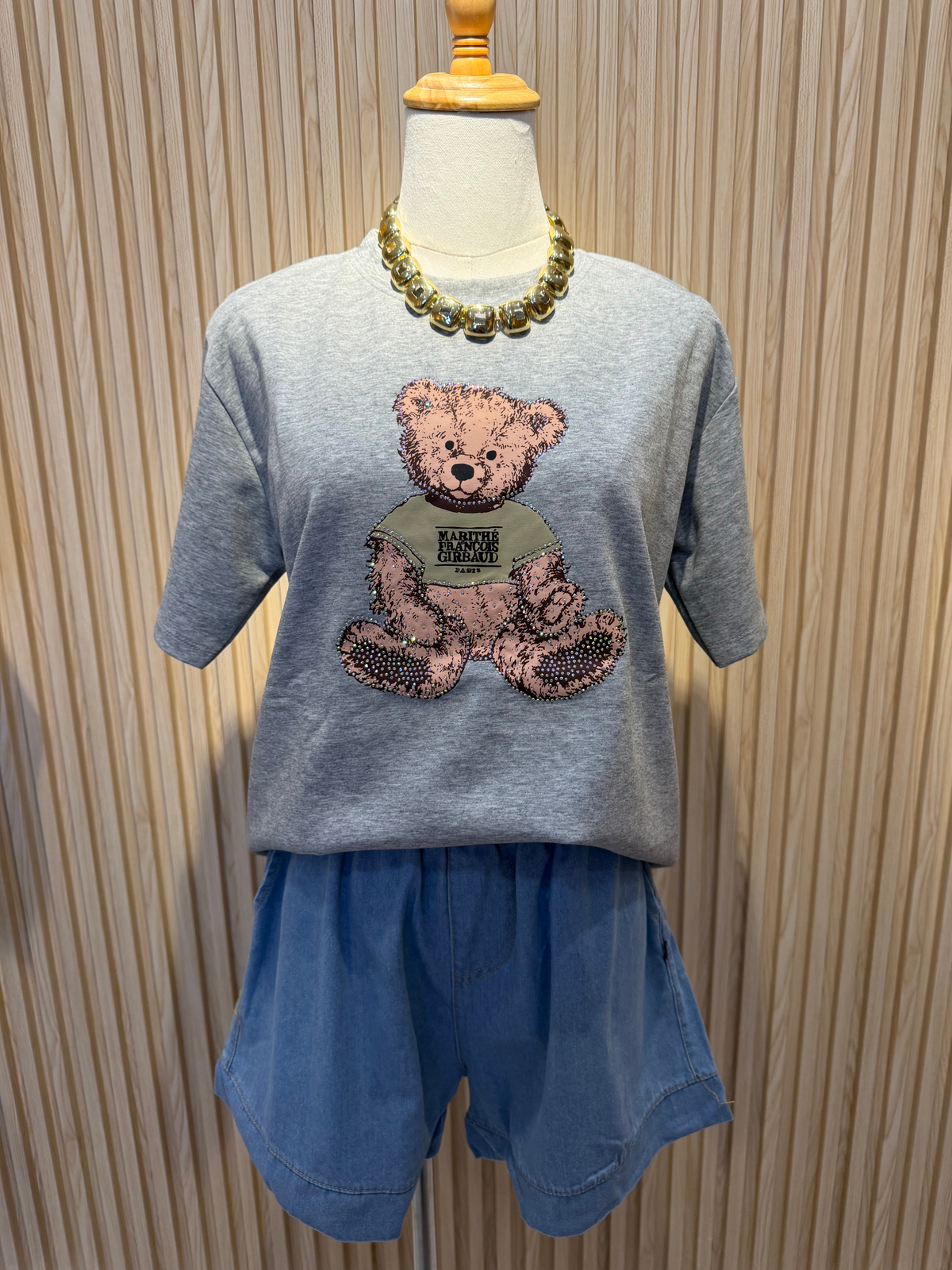 Intrend Bear Tee Collection